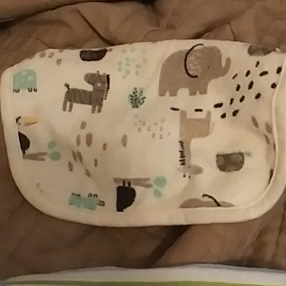 Bibs - Picture 5 of 16